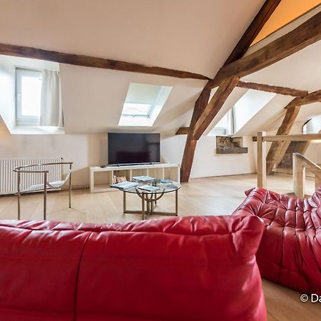 Suite Mana Ohana - Luxe Et Authenticite A 2 Pas De La Place Ducale Avec Parking Prive Charleville-Mezieres Bagian luar foto